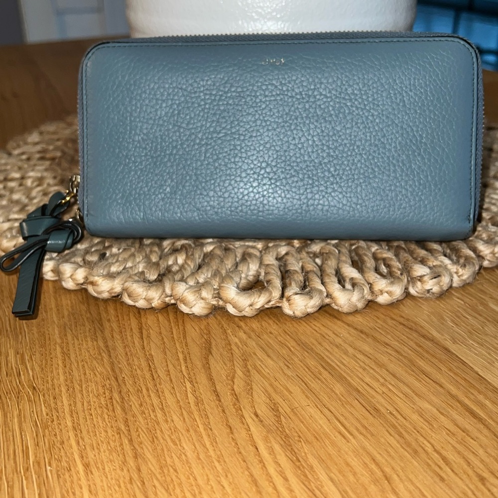 Chloe Blue Wallet Sleek Leather Design